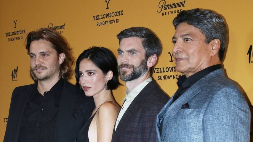 Luke Grimes, Kelsey Asbille, Wes Bentley und Gil Birmingham bei der Premiere von "Yellowstone" Staffel 5 in New York, 2022