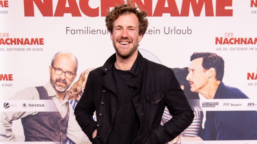 Blondine an seiner Seite: Luke Mockridge soll vergeben sein