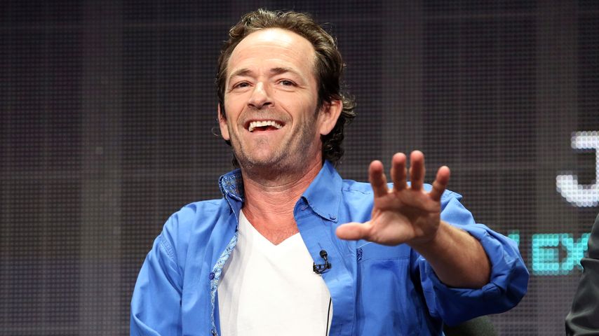 Luke Perry bei einer Pressekonferenz 2015