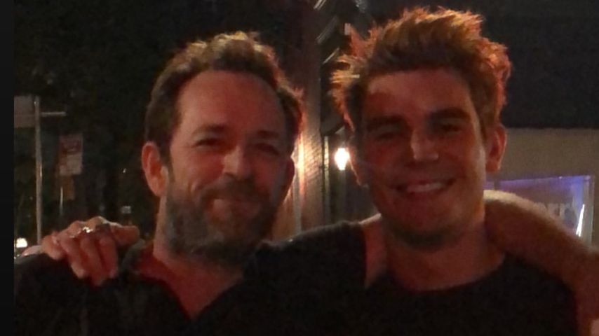 Luke Perry und KJ Apa, "Riverdale"-Darsteller