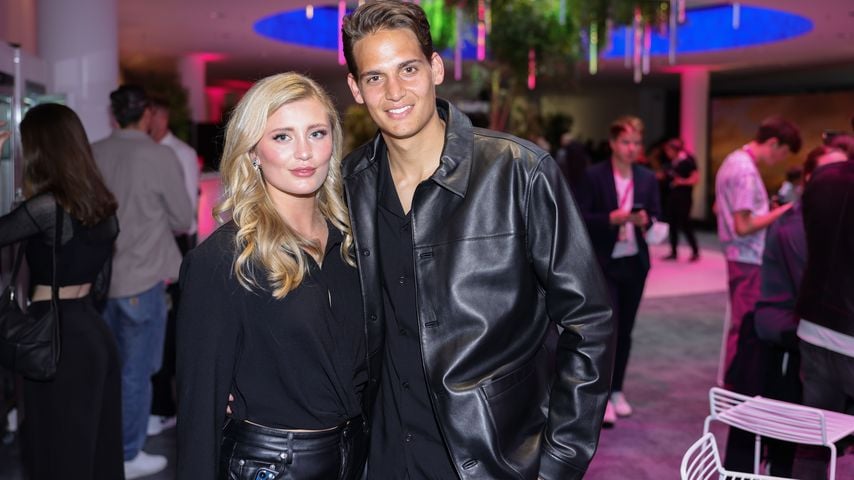 Luna Schweiger und Kevin von Anhalt im Juni 2022 in Bonn