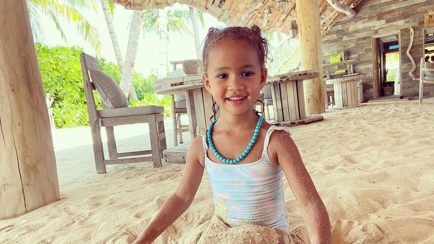 Luna Simone, Tochter von Chrissy Teigen und John Legend