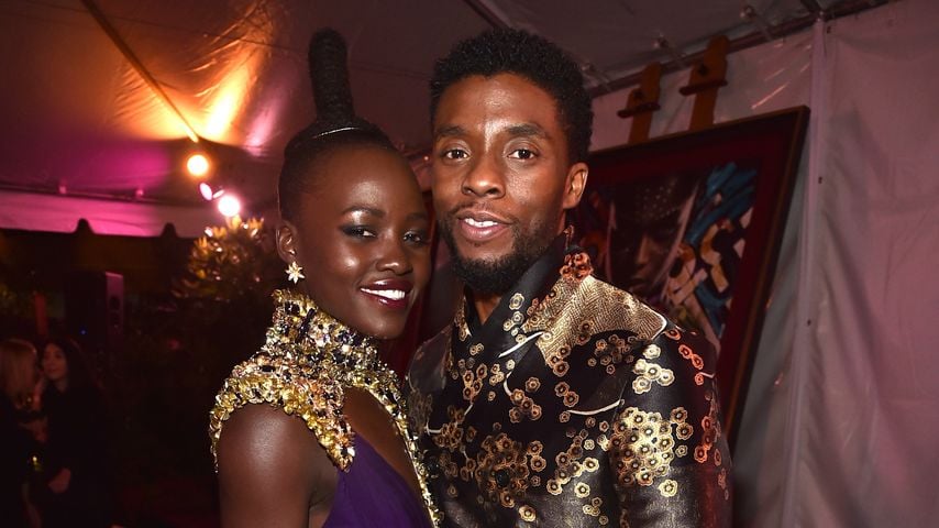 Lupita Nyong'o und Chadwick Boseman auf einer Premiere 2018