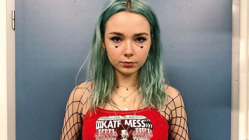 Lydia Knight, Dylan Minnettes Freundin