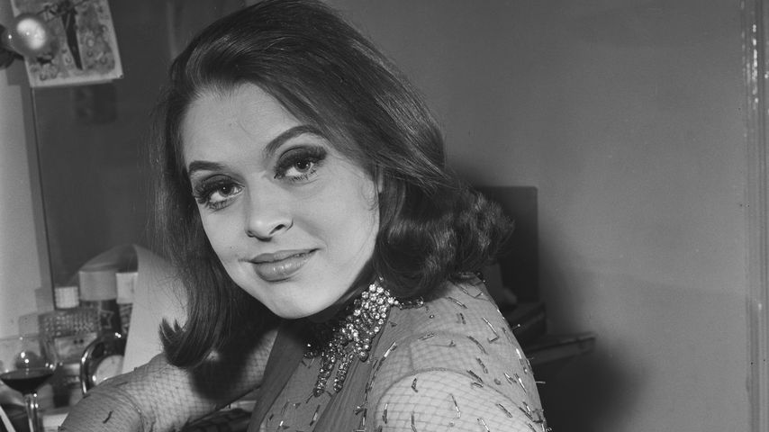 Lynda Baron, 1965