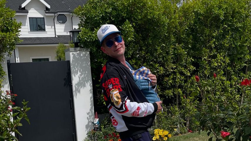 Macaulay Culkin mit seinem kleinen Sohn
