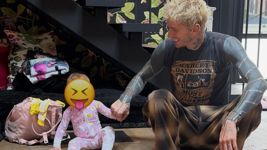 Machine Gun Kelly mit seiner Tochter Saga
