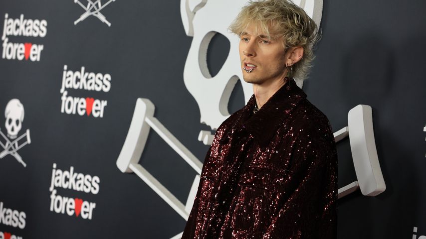Bei Berlinale: MGK lässt schwere Kindheit Revue passieren