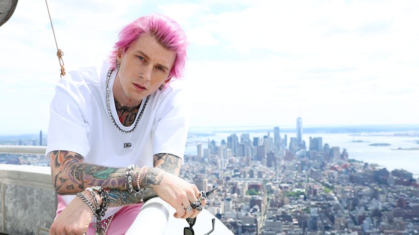 Machine Gun Kelly, Juli 2022 auf dem Empire State Building