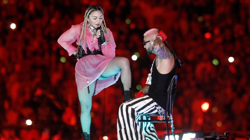 Madonna will auf der Bühne mit Dragqueens verhaftet werden!