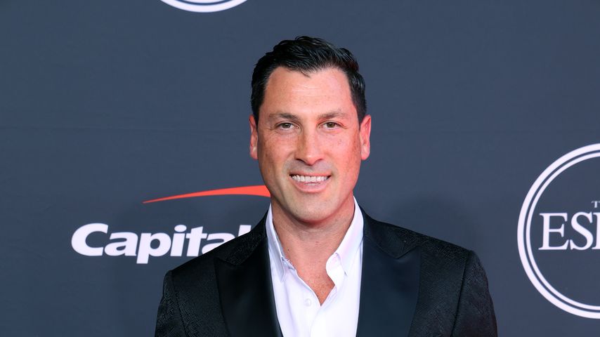 Maksim Chmerkovskiy, Profitänzer