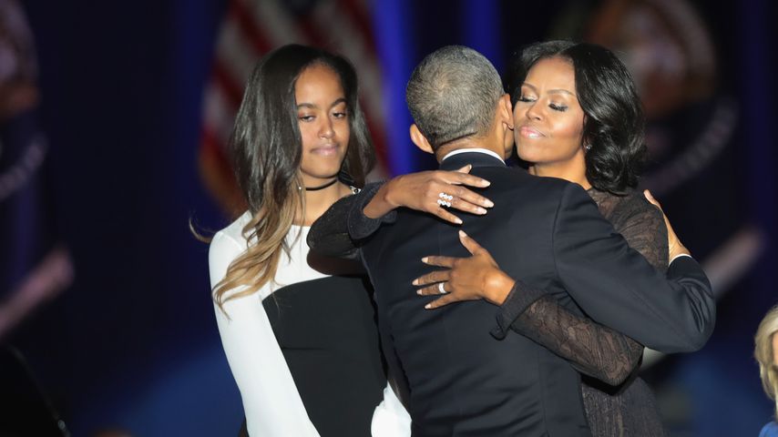 Malia, Barack und Michelle Obama 2017