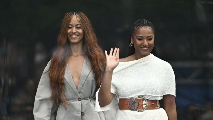 Mega-Überraschung: Malia und Sasha Obama strahlen in Chicago