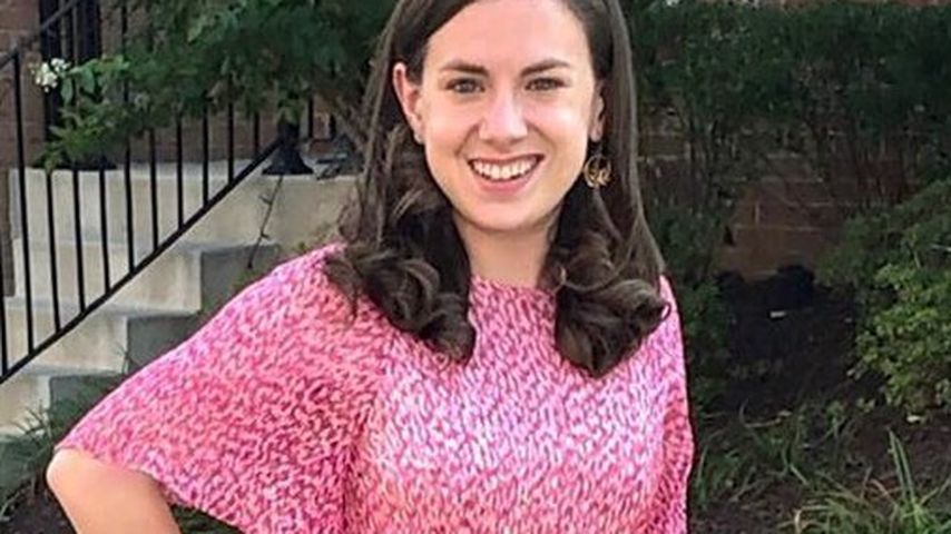 Mallory Bowling, Royal-Fan