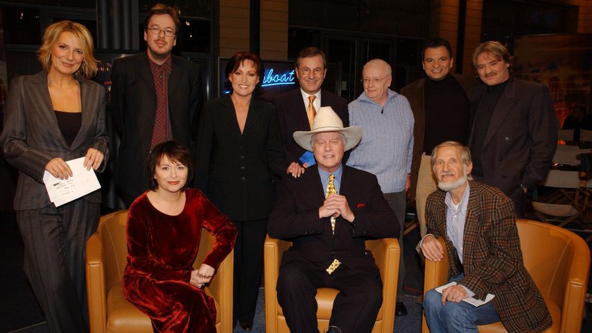 Manfred Uhlig mit anderen Stars in der MDR Talkshow "Riverboat" 2002