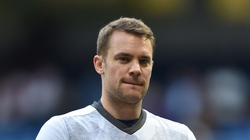 Hoffnung auf WM? Manuel Neuer trainiert 1. Mal ohne Krücken!