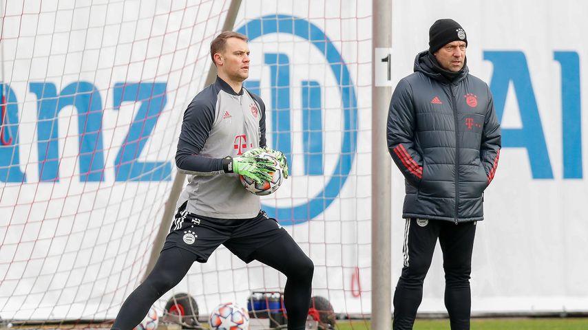 Rückendeckung für Manuel Neuer von Bundestrainer Hansi Flick