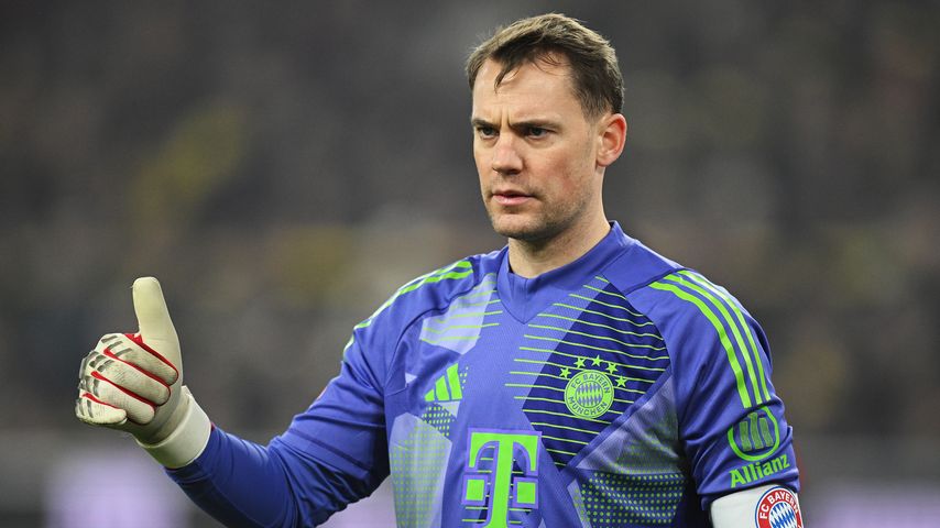 Manuel Neuer verlängert den Vertrag beim FC Bayern bis 2026
