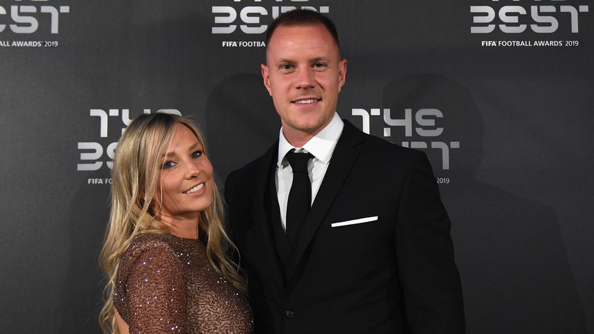 Marc-André ter Stegen mit seiner Frau Daniela, 2019