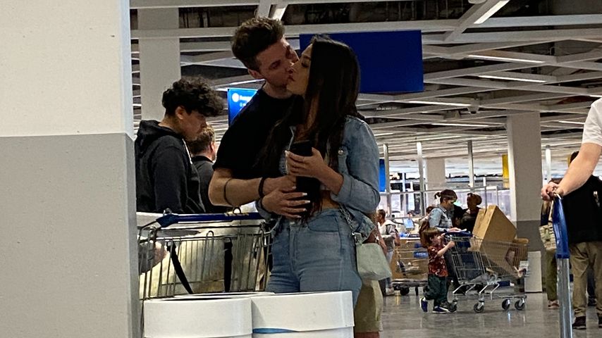 Wen busselt Ex-"Love Island"-Marc denn hier auf die Wange?