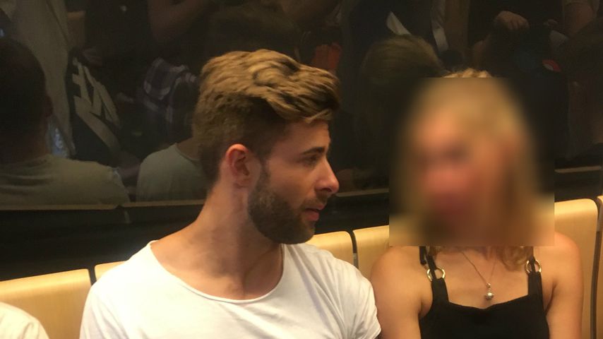 Nicht Gerda: Bachelorette-Marco mit anderer Frau erwischt!