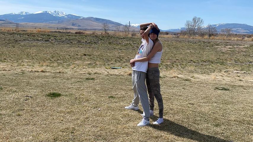 Margaret Qualley und Cara Delevingne