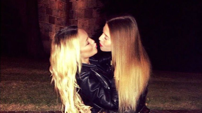 Margarita Nigmatullin und ihre beste Freundin Uliana, Januar 2016