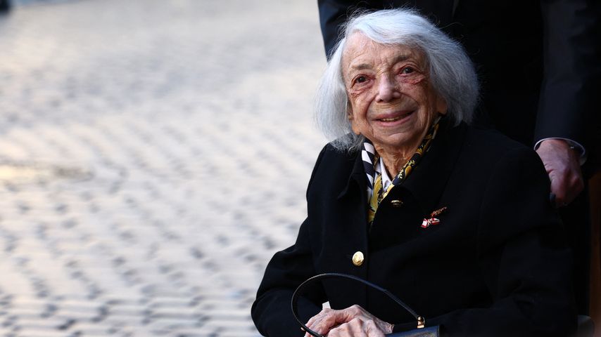 Mit Politiker-Präsenz: Margot Friedländer wurde beigesetzt