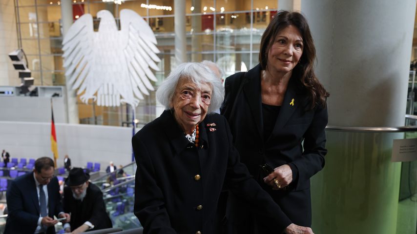 Margot Friedländer und Iris Berben im Deutschen Bundestag im Januar 2025
