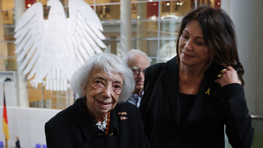 Margot Friedländer und Iris Berben im Bundestag, Januar 2025