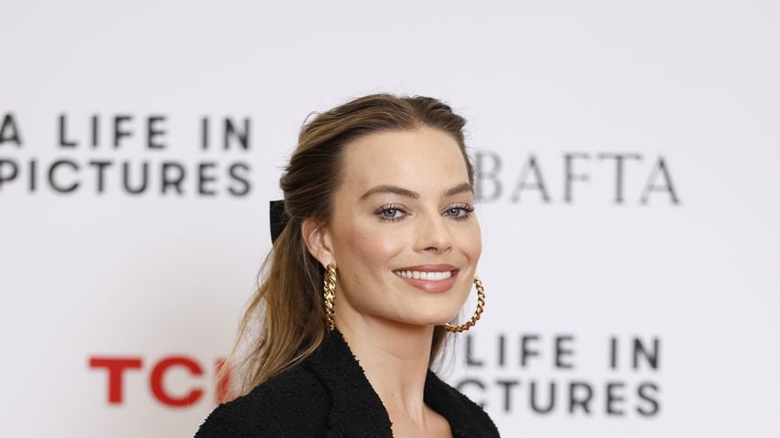 Margot Robbie in London, November 2022