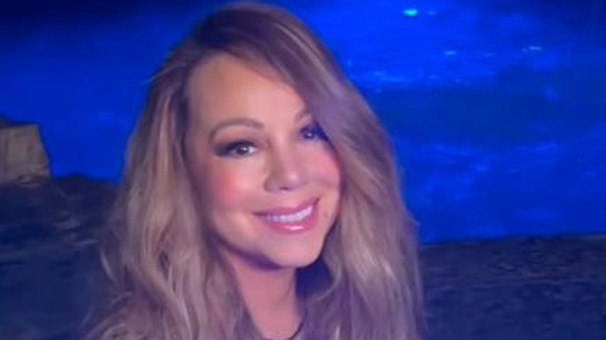 Mariah Carey posiert in Bademode