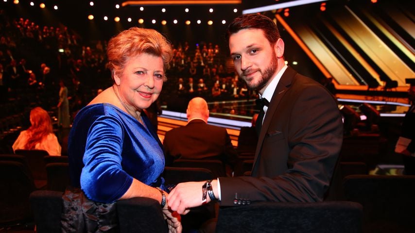 Nach "Lindenstraße": Dieser Promi wechselt zu "Rote Rosen"