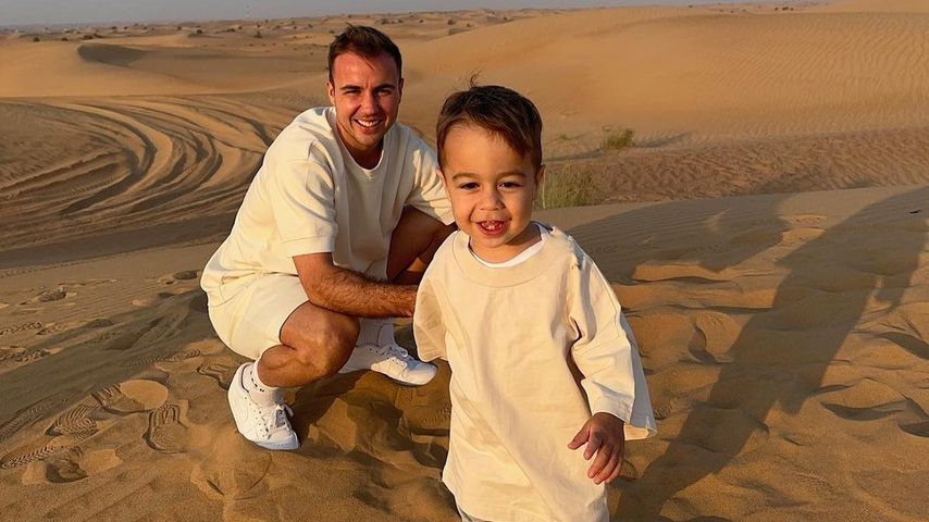 Mario Götze und sein Sohn Rome im Dezember 2022