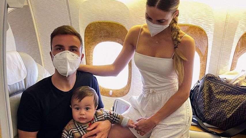 Über den Wolken: Ann-Kathrin Götze postet süßes Familienfoto