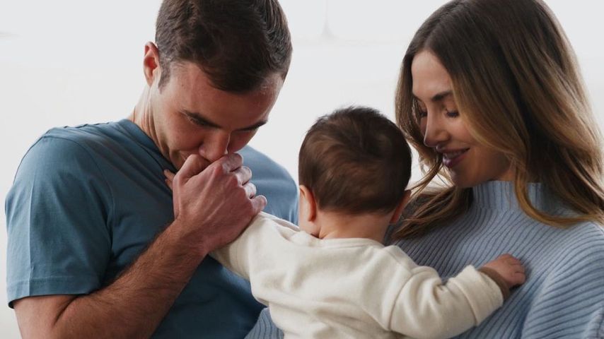 Mario und Ann-Kathrin Götze mit ihrem Sohn Rome