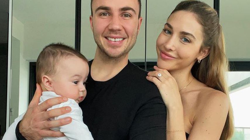 Mario und Ann-Kathrin Götze mit ihrem Sohn Rome