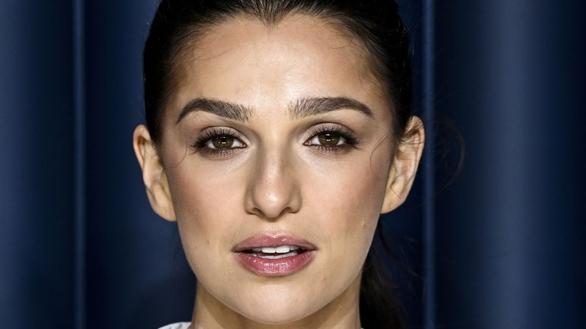 Marisa Abela spricht über ihren Kampf mit Schilddrüsenkrebs