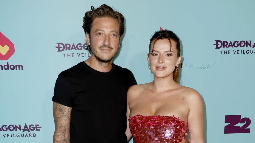 Mark Emms und Bella Thorne im Juli 2024