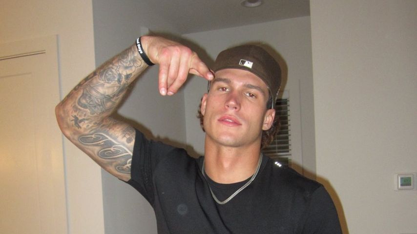 Mark Estes, Model