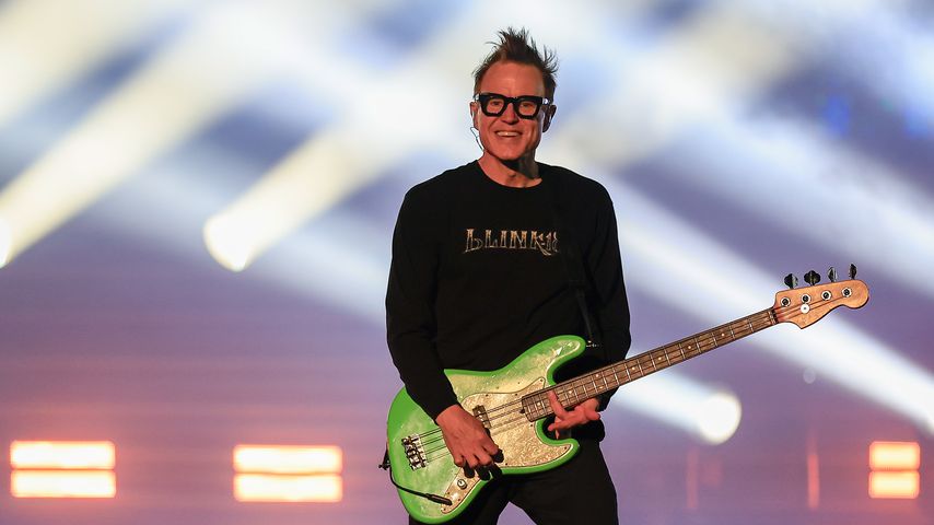 Mark Hoppus bei einem Konzert von Blink-182