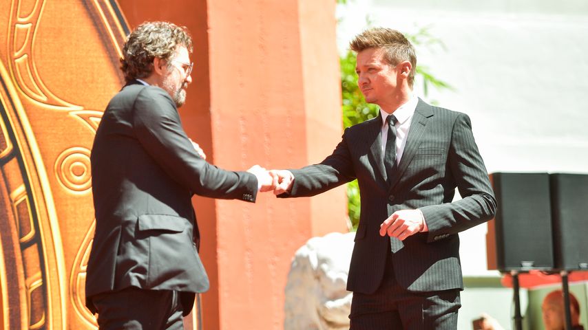 Mark Ruffalo und Jeremy Renner  bei einem "Avengers: Endgame"-Event