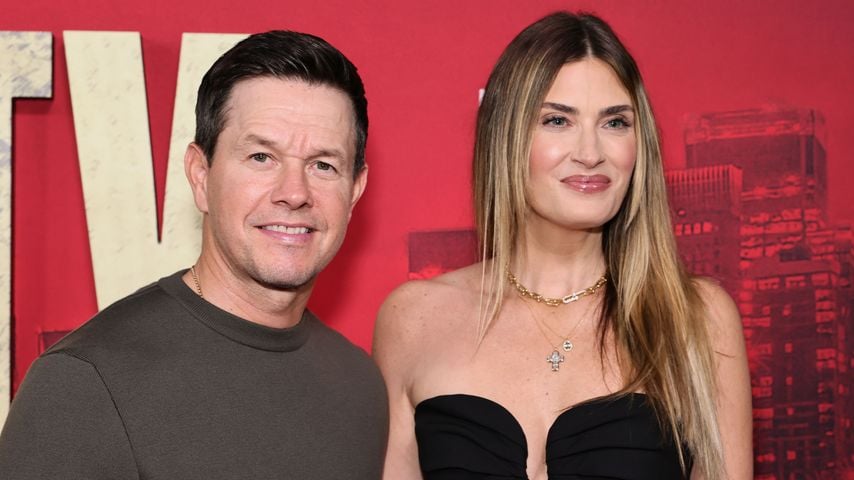 Mark Wahlberg & Rhea zeigen After-Xmas-Body am Karibikstrand