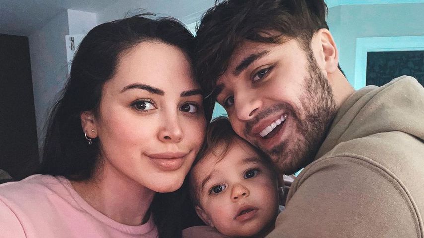Marnie Simpson und Casey Johnson (r.) mit ihrem Sohn Rox