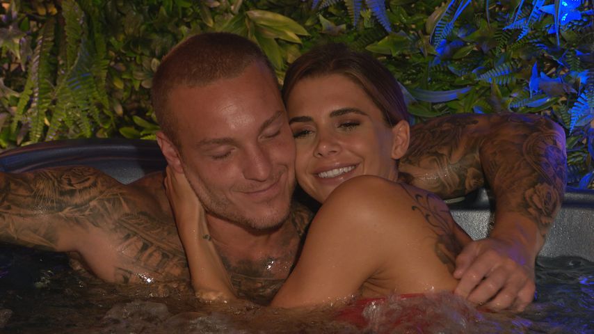 Martin Fuhsy und Andrina Santoro bei "Love Island"