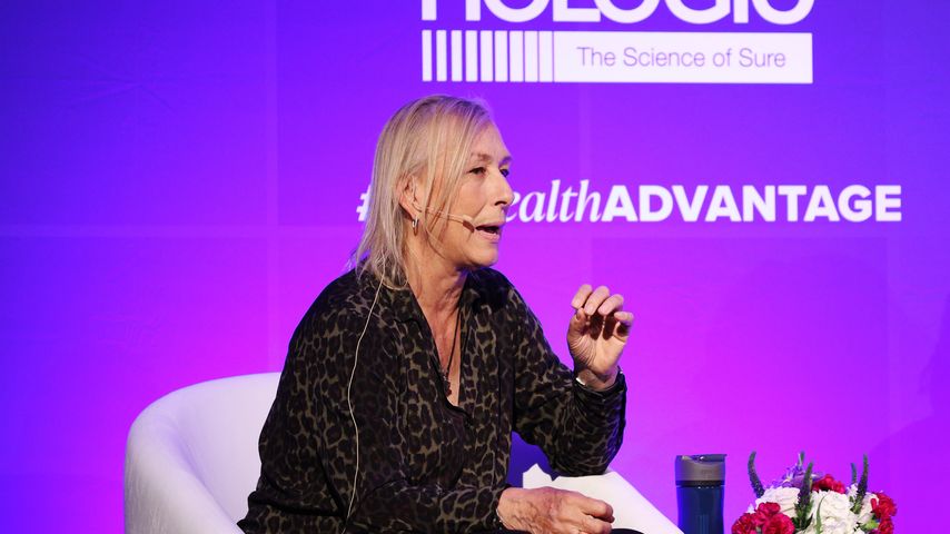 Martina Navratilova, Tennis-Profi