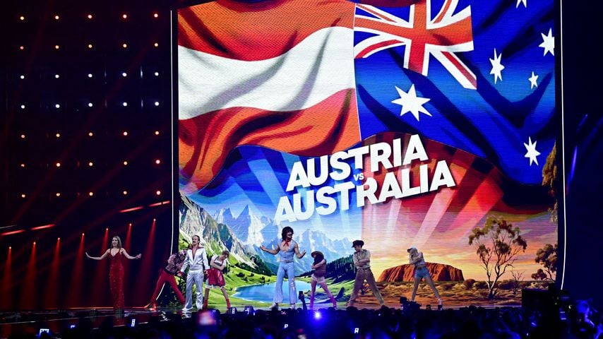 Go‑Jo, Victoria Swarovski und Michael Ostrowski singen beim ESC-Halbfinale über Austria vs. Australia, 12. Mai 2026