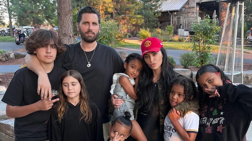 Mason Disick, Scott Disick, Penelope Disick, Kim Kardashian und ihre Kids