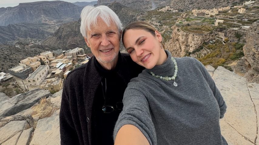 Papas Krebsdiagnose publik gemacht: Elena Carrière bereut es