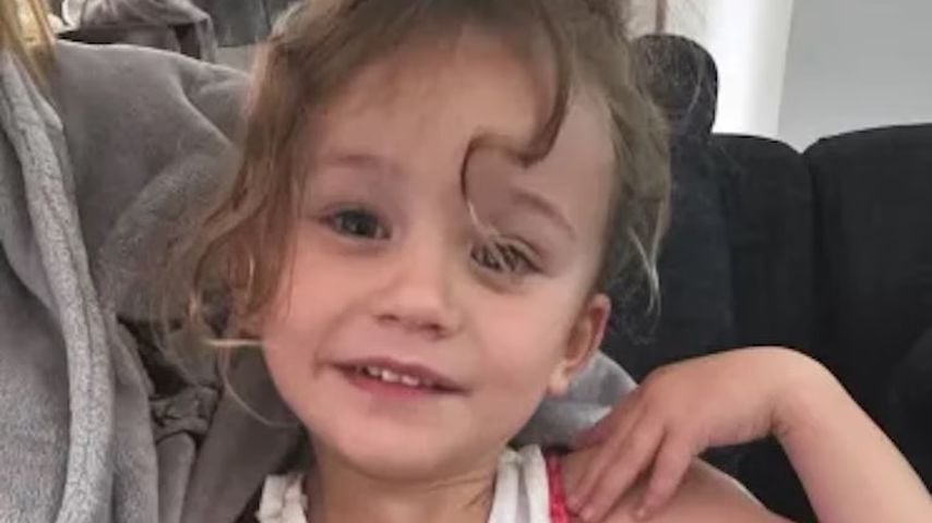 Matilda und Philomena, Töchter von Kaley Cuoco und Tom Pelphrey